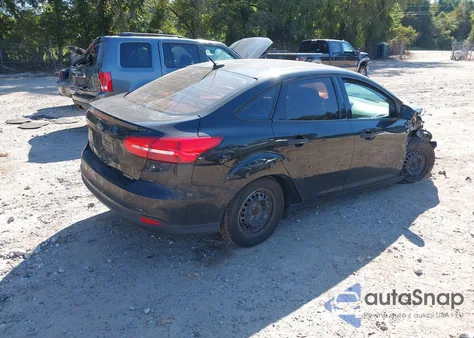 2015 Ford Focus S из США, поврежденный, VIN 1FADP3E24FL340645